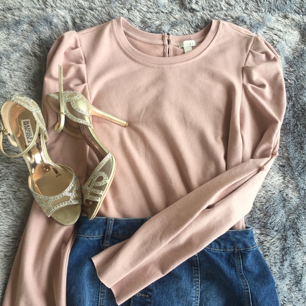 NWOT Nordstrom Hinge Detailed Sweater with Buttons